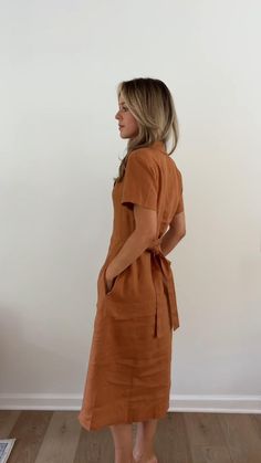 Our 100% European Linen Button Front Dress is transitional outfit perfection (especially in this autumn-ready Terracotta hue). Breathable and heat-regulating, queue it up when the days are getting shorter—and bring a cardi just in case. Always fairly priced at $49.90. Fall Outfit Aesthetic, Midi Linen Dress, Fall Transition Outfits, Transition Outfits, Linen Midi Dress, Button Front Dress, European Linens, Outfit Aesthetic, Mom Outfits