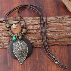 Category:Necklaces; Season:Spring,Winter,Fall,Summer; Gender:Women's; Quantity:1PC; Style:Boho,Bohemian,Ethnic Style,Vintage,Chic  Modern; Jewelry Type:necklace; Occasion:Weekend,Outdoor,Daily,Holiday,Street,Dailywear,Prom; Material:Alloy; Color:Green; Pattern:Leaf; Front page:FF; Length: Cheap Necklaces, Sweater Necklace, Women Chain, Women Bags Fashion, Chic Jewelry, Leaf Necklace, Green Necklace, Leaf Pendant, Bead Crochet