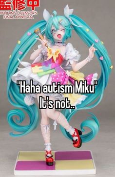 Love Ward Miku Pfp, Love Ward Miku, Miku Figure, Best Cosplay Ever, Miku Hatsune Vocaloid, Vocaloid Funny, British People, I Dont Have Friends, I Have No Friends