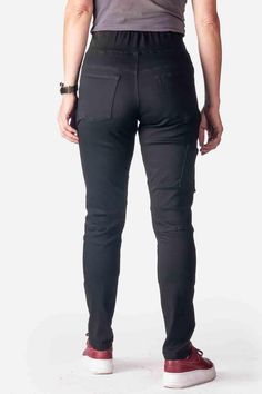 Black Stretch Bottoms With Functional Pockets, Stretch Black Bottoms With Functional Pockets, Urban Mid-rise Workwear Bottoms, Urban Mid-rise Bottoms For Workwear, Stretch Pants With Functional Pockets, Black Stretch Pants With Functional Pockets, Functional Straight Leg Pants With Cargo Pockets, Stretch Black Pants With Functional Pockets, Techwear Bottoms With Side Pockets For Work