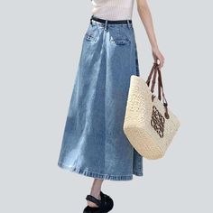 Be daring and make a statement this season with our 2023 Spring-Summer Collection street trend long flare women's denim skirt! This high-waisted denim skirt is designed to hug your silhouette. it has a fit type and flare fit and features a zipper and a button closure for added style and functionality. It also has a pebble-washed design with a distinctive damaged pattern. making it the perfect mix of contemporary fashion and nostalgic grunge.Key Highlights: Grunge Galore: Inspired by the iconic ' Denim Blue Flare Skirt For Spring, Spring Denim Blue Flare Skirt, Spring Flare Denim Blue Skirt, Trendy Flare Skirt For Spring, Casual Flared Dark Wash Denim Skirt, Casual Dark Wash Flared Denim Skirt, Trendy Denim Flare Skirt, Flared Denim Skirt For Summer, Spring Flared Medium Wash Denim Skirt