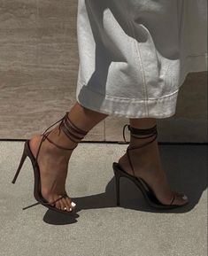 Vetements Shoes, Estilo Kardashian, Paris Mode, Shoe Inspo, Aesthetic Shoes, Pretty Shoes