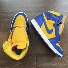 ad eBay - Air Jordan 1 High Wmns 'Reverse Laney' Nike Yellow Blue, Size 6 FD2596-700 100% authentic, purchased directly from Nike store, no box top, please ask any necessary questions before purchasing, thank you. Nike Blue Throwback Basketball Shoes, Throwback Blue Basketball Shoes With Round Toe, Air Jordan 1 Women, Nike Yellow, Box Top, Box Tops, Air Jordan 1 High, Jordan 1 High, Nike Blazer