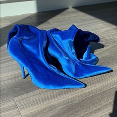 “Pre Loved”Gorgeous Velvet Thigh High Electric Blue Boots Blue Thigh-high Boots For Fall, Thigh High Boots Royal Blue, Chic Blue Ankle-high Boots, Blue Leather Knee-high Heeled Boots, Trendy Blue Ankle-high Heeled Boots, Blue Boots, Balenciaga Shoes, Electric Blue, Thigh Highs