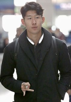 Son Heung Min Boyfriend Material, Hm Son, Korea Soccer, Soccer Boyfriend, Pose Reference Photo