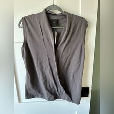 Brand New Machine Washable. Sleeveless Blouse For Fall Layering, Fall Workwear Sleeveless Blouse, Fall Sleeveless Blouse For Workwear, Gray Sleeveless Sweater Vest For Work, Sleeveless Blouse For Fall Workwear, Elegant Sleeveless Gray Tops, Blush Pink Blouse, Floral Puff Sleeve Top, Business Casual Blouse