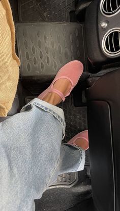 Pink Ballet Flats, Pink Flats, Fashion Fits, Pretty Shoes, Fashion Killa, Cute Shoes, Vision Board