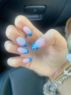 nail inspiration cool girl blue stars aesthetic nail designs acrylic gel x coquette french tip Blue Nails Asthetics, Cute Nail Designs Blue, Light Blue Star Nails, Aesthetic Square Nails, Blue Stars Aesthetic, Cute Nails Blue, Light Blue Winter Nails, Aesthetic Blue Nails, Sweetheart Nails