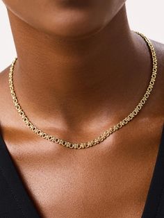 Make a statement with this thick gold chain necklace. Plated in 14k gold, this necklace features a chunky chain silhouette designed to turn heads and garner compliments. Perfectly chic, this necklace easily takes your neckline to the next level, no matter the outfit or the occasion. Pair this thick chain with our Ash Double hoops for a cool touch of texture. • Plated in 14k gold • Thick chain design • Water-resistant & tarnish-proof Rush Jewelry, Thick Gold Necklace, Gold Chain Women, Thick Gold Chain Necklace, Gold Necklace Chain, Thick Gold Chain, Real Gold Chains, Thick Chain Necklace, Bold Necklace