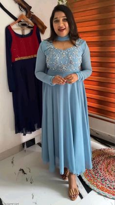 Frock Design For Wedding, Ladies Suit Design, Dress Designs For Stitching, Ladies Suit, Dress Traditional, Long Frock, Beautiful Casual Dresses, Long Dress Design