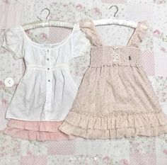 Flowy Dresses Aesthetic, Flowy Dress Aesthetic, Dolly Outfits, Coquette Fashion, Flowy Dresses, Aesthetic Dress, Old Fashion Dresses, Dresses Aesthetic