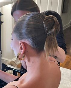 Sleek Bun Hairstyles, Slicked Back Hair, Slick Hairstyles, Sleek Hairstyles, Wedding Updo, Wedding Hair And Makeup, Aesthetic Hair, Hairstyles Haircuts, Bridesmaid Hair