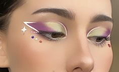 Buzz Lightyear Inspired Makeup, Buzz Lightyear Eye Makeup, Buzz Light Year Halloween Makeup, Buzz Lightyear Inspired Outfit, Toy Story Makeup Looks, Buzz Lightyear Makeup Ideas, Buzz Light Year Makeup, Buzz Lightyear Fantasia, Toy Story Alien Makeup