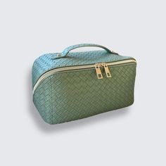 Spacious enough for even the largest beauty collection, this wash bag is the perfect gift to hold your cosmetics and toiletries. It has a structured shape, a top handle and separate compartments to keep your products organised. Available in a beautiful shade of green, with a fabric lining and double gold zip. This comes delivered in a branded bag, but if you require a gift box add gift wrapping and it will arrive in a white box with recipient's first initial attached to satin ribbon. Interested in seeing our other fabulous products? Click here: www.etsy.com/shop/aflondonshop Size: 25cm x 12cm x 12cm Shipping: Ready to ship in 5 - 10 business days. If you need this quicker please contact me before ordering. Personalized Card Holder, Personalized Suitcase, Suitcase Tags, Beaded Clutch Bag, Large Makeup Bag, Bride Bag, Suitcase Bag, Bag For Travel, Handmade Cosmetics