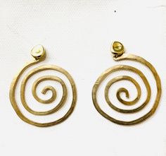 "Statement earrings free formed in a swirl with brass to create the ultimate conversation piece -Hand forged Brass -Brass Earrings the stainless steel post - 1.3\" Handmade in Oakland" Funky Gold Earrings, Brass Jewelry Handmade, Handmade Brass Jewelry, Brass Earrings Handmade, Brass Jewellery Handmade, Steel Post, Handmade Brass, Creative Jewelry, Chic Accessories