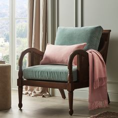 Heritage Cane Chair Coastal Living Rooms Ideas, Colonial Style Interior, Farmhouse Accent Chair, Traditional Accent Chair, Luxury Living Room Furniture, Mediterranean Style Home, Colonial Furniture, Luxury Furniture Living Room, Small Accent Chairs