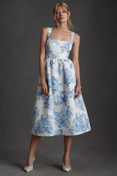 Garden Party Midi-length Mini Dress With Smocked Back, Blue Ditsy Floral Print Square Neck Dress, Luxury A-line Midi Dress With Smocked Bodice, Chic A-line Taffeta Midi Dress, Elegant A-line Jacquard Midi Dress, Sachin And Babi, Green Fits, Strapless Bra, Tea Length