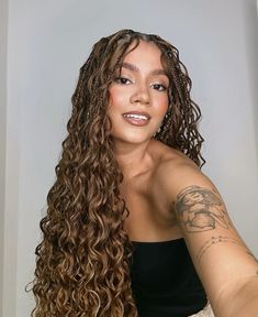 beleza xI crochet (cor HL433/613+1427) Full Goddess Braids, Curly Haircuts Long, Box Dreads, Afro Braids, Goddess Hairstyles, Protective Hairstyles Braids