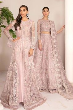 Pakistani Summer Dresses, Summer Clothes Collection, Net Sleeves, Baroque Dress, Pakistani Clothes Online, Timeless Outfits, Pink Lehenga, Chiffon Collection, Red Chiffon