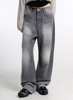 low-waist-washed-baggy-jeans-cm415 / Gray Oversized High Rise Urban Bottoms, Urban Style Baggy Mid-rise Bottoms, Gray Oversized Straight Leg Bottoms, Modern Fall Streetwear Bottoms, Modern Baggy Bottoms For Streetwear, Spring Streetwear Bottoms With Boxy Fit, Boxy Fit Bottoms For Spring Streetwear, Spring Streetwear Boxy Fit Bottoms, Gray Wide Leg Bottoms For Everyday