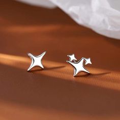 VENTFILLE 925 Stamp Silver Gold Color Star Stud Earrings Women Girl Gift Cute Banquet Asymmetry Stud Earrings Women, Star Earring, Star Stud Earrings, Unusual Earrings, Star Earrings Stud, Eid Al Fitr, Earrings Women, Trendy Earrings, Colour Star