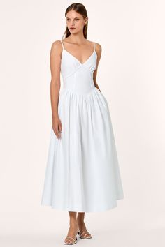 Elegant Fitted V-neck Dress For Daywear, V-neck Dress With Ruched Bodice For Daywear, Summer V-neck Dress With Boned Bodice, Fitted V-neck Unlined Dresses, Elegant Summer V-neck Dress With Fitted Bodice, Elegant Summer V-neck Dress With Empire Waist, Elegant V-neck Dress With Empire Waist For Summer, White Midi Dress With Ruched Bodice For Daywear, Classic Midi Dress With Fitted Bodice And V-neck