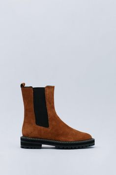 Best boot fowards. Wear yours with padded jackets and skirts to amp up the coziness. Real Suede Contrast Chelsea Boots Rounded Toe Chunky, Cleated Soles Pull-On Design Elasticized Goring Bootstrap Pull Tab Contrast Stitching Soft, Suede Material Oasis Fashion, Chunky Boots, Suede Material, Padded Jacket, Fashion Face, Soft Suede, Pull Tab, Boot Shoes Women, Chelsea Boots