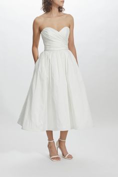 Elegant A-line Wedding Dress For Debutante Ball, Formal Wedding Dress With Pleated Bodice And Sweetheart Neckline, Formal Wedding Dress With Sweetheart Neckline And Pleated Bodice, White A-line Wedding Dress With Fitted Bodice, Elegant Wedding Dress With Ruched Bodice, Elegant Wedding Dress For Debutante Ball With Ruched Bodice, Elegant A-line Wedding Dress For Bride, Classic White Formal Wedding Dress, Elegant Wedding Dress With Sweetheart Neckline And Lined Bodice