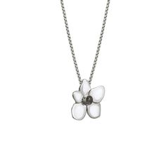 CBM-15 Honor your loved one with this beautiful hydrangea cremation necklace in .925 sterling silver. Symbolizing love and eternal remembrance, this piece allows you to keep your loved one close to your heart while their ashes are nestled amongst soft petals. It comes with a sterling silver chain in the length of your choice from the options below. Dimensions:Setting: 5mmOverall: 15mm All dimensions are approximate and may vary slightly with every casting. This pendant can be engraved on the bac Elegant Memorial Jewelry With Flower Charm, Silver Remembrance Round Pendant Jewelry, White Gold Sterling Silver Necklace With Flower Charm, Silver Flower Pendant Necklace For Memorial, Silver Flower Jewelry For Memorial, Sterling Silver Flower Keepsake Jewelry, Delicate Sterling Silver Keepsake Necklace, Sterling Silver Flower Pendant Necklace For Keepsake, Sterling Silver Flower Pendant Necklace For Memorial