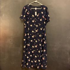 Size 14 Midi Dress From Gap. Navy With Pink And White Flowers. Casual Short Sleeve Midi Dress By Gap, Gap Spring Midi Dress With Short Sleeves, Gap Short Sleeve Midi Dress For Spring, Gap Spring Midi Maxi Dress, Gap Spring Midi Length Maxi Dress, Gap Fitted Sundress Midi Dress, Gap Midi Length Maxi Dress For Spring, Fitted Sundress Midi Dress By Gap, Gap Midi Beach Dress