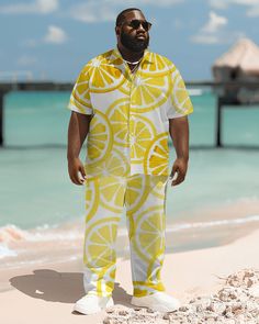 This set of shirts features Hawaiian tropical elements, coconut trees, tung palm leaves, turtleback leaves, etc., simple stripes, tie-dye, and gradient geometric patterns, which are versatile and fashionable. The shirts are usually designed with a lapel collar, which can be worn with a tie or open collar depending on personal preference. The cuffs of the shirt are usually buttoned and can be adjusted as needed. Casual suit: Casual men's short-sleeved shirt suit focuses more on comfort and leisur Yellow Short Sleeve Summer Sets, Yellow Relaxed Fit Summer Sets, Yellow Summer Sets With Short Sleeve, Yellow Beachwear Sets For Summer, Casual Yellow Hawaiian Shirt For Spring, Casual Yellow Hawaiian Shirt For Beach, Yellow Short Sleeve Vacation Sets, Beach Short Sleeve Printed Sets, Yellow Short Sleeve Sets For Vacation