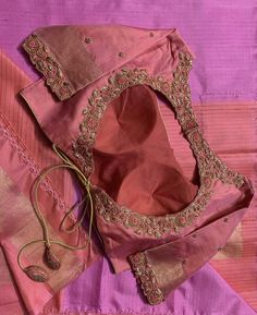 Pink Gold Blouse Designs, Pink Work Blouse Designs Latest, Silk Blouse Designs Indian Wedding, Shoulder Work Blouse Designs, Pink Pattu Blouse Designs, Pink Blouse Work Designs, Pink Silk Blouse Designs, Silk Saree Blouse Work Designs, Pink Blouse Designs For Saree Maggam Work