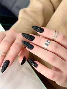 Hello Nails, Matte Nails Design, Simple Gel Nails, Almond Acrylic Nails, Nails Only, Oval Nails, Hot Nails, Girls Nails, Matte Nails