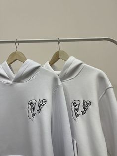 The couple embroidered Lion and Lioness hoodied sweaters/sweatshirts as a gift for boyfriend/girlfriend. #embroideredhoodie #embroideredsweatshirt #embroideredtshirt #couplesweaters #couplehoodies #couplesweatshirts #coupletshirts #coupleclothing #matchinghoodies #thelionking #simbanadnala #coupleitems #ideaforgift #couplegift #cartoonhoodie #lionandlioness #cartoonhoodie #cathoodie Hoodie Couple Aesthetic, Couples Hoodies Aesthetic, Matching Hoodies Embroidery, Couple Hoodie Embroidery Ideas, Couple Hoodies Ideas Design, Couple Embroidery Design Hoodie, Embroidered Couple Hoodie, Custom Hoodies Ideas, Family Hoodies