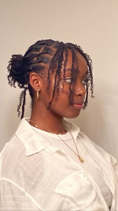 Natural Hairstyles For Black Women 4c Protective, Plaited Hairstyles For Black Women Natural Hair, Mini Braids On Natural Hair With Curls, Braid Afro Hairstyles, Twisted Ponytail For Black Women, Short Hairstyle Women Black Woman Curly 4c, Cainrow Hairstyles Natural Hair, 180 Pounds Women Looks Like, Mini Twists With Curls