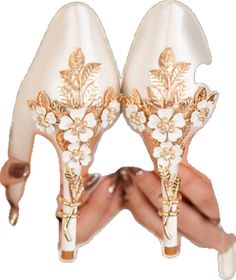 Spring Luxury Wedding Shoes, Wedding Shoes Heels, Metal Flower, Metal Flowers, Stiletto Heel, Wedding Shoes, High Heel, Stiletto Heels, High Heels