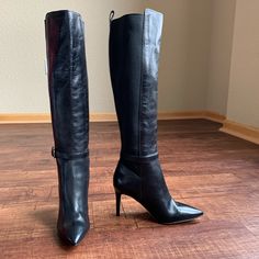 -Designer = Via Spiga -Size=5.5m(35.5). Trunk 59 -Color= Black.2 -Style= Via Spiga Elasticized Fabric And Genuine Leather Pointed To Boots. -Heel Height =8.5cm -Height= Measured At Top Tip Of Boots To Bottom Tip Of Heel=48cm -Circumference = Measured At Topmost Part Of Shoes Starting From One One All Around To Same Point = Approximately 34cm -Circumference Measured Around Mid Shine Area Starting From One Point All Around To Same Point =28cm -Genuine And Authentic Or Your Money Back.2 Trunk 59 Leather Heels With Heel Strap For Fall, Fall Leather Heels With Heel Strap, Fitted Closed Toe Heeled Boots For Office, Formal Boots With Heel Loop And Pointed Toe, Formal Pointed Toe Boots With Heel Loop, Leather Boots With Heel Loop And Pointed Toe, Chic Wide Calf Leather Heels, Pointed Toe Boots With Heel Strap, Medium Width, Chic Pointed Toe Boots With Removable Insole