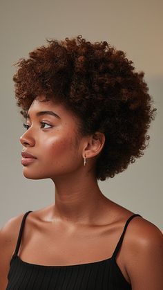 Natural Hair Styling For Black Women, Elderly Woman Hairstyles, Short Afro Women, Natural Hair Mullet Black Women, Afro Haircuts Women, Reference Photos Women, Short Afro Haircut, Afro Short Hairstyles, Black Women Short Curly Hair