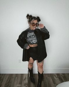 Country Rock Concert Outfit Plus Size, Plus Rock Concert Outfit, Post Malone Inspired Outfit, Edgy Fall Outfits Grunge Rocker Chic, Cute Rock Concert Outfits Plus Size, Plus Size Western Grunge, Rock Concert Plus Size Outfit, Grunge Concert Outfit Plus Size, Outfit For Post Malone Concert