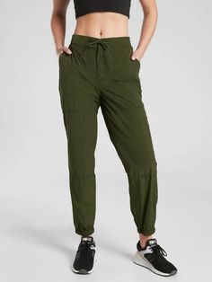 Athleta Expedition Jogger Pant #530634 Tuscan Olive (FIRST PICTURE) SIZE 8 NEW WITH TAGS $118.00 FIT & SIZING Relaxed with room to move Inseam: Regular: 28.5" Petite: 26.5" Tall: 31.5" PRODUCT DETAILS FOR: Hiking, climbing and exploring, on or off the trail FEEL: Lightweight Recycled Nylon FAVE: Cinch back waist and flat front waist + drawcord flatters your form #530634 FABRIC + CARE Recycled Nylon SUSTAINABLE: Made with Recycled Nylon, a high-performance material that helps lessen our impact on On Or Off, Fall Winter Wardrobe, Dream Style, Trend Report, Hiking Pants, Other Outfits, The Trail, Picture Sizes, Winter Wardrobe