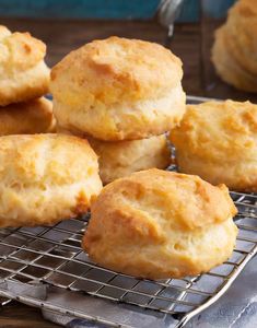 some biscuits are cooling on a wire rack