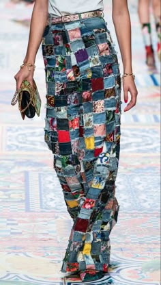 Deconstruction Fashion Ideas, Craftcore Fashion, Dolce And Gabbana Denim, Deconstructed Fashion, Deconstruction Fashion, Ropa Upcycling, Upcycling Fashion, Patchwork Fashion