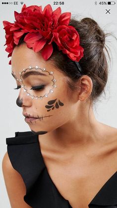 Sugar Skull Simple Makeup, Dias Los Muertos Makeup, Easy Diy Day Of The Dead Makeup, Simple Dia De Los Muertos Makeup Ideas, Kids Dia De Los Muertos Makeup Ideas, Day Of The Dead Kids Makeup, Dia De Los Muertos Costumes For Women Diy