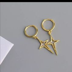 925 Sterling Silver Earrings Minimalist Design Check Out More Designs In My Closet 925 Sterling Silver Stamped Color:Gold Minimalist Earrings Silver, Friendship Earrings, Jewellery Minimalist, Sterling Silver Star Earrings, Lion Earrings, Gold Star Earrings, Tropical Jewelry, Silver Star Earrings, Minimalist Earring