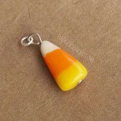 CANDY CORN CHARM or PENDANT - Halloween jewelry – Badger's Bakery Candy Corn Jewelry, Fake Candy, Charm Ideas, Beaded Dragonfly, Jewelry Halloween, Unique Handcrafted Jewelry, Candy Jewelry, Doll Food, Clay Food