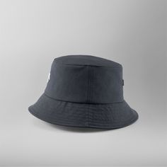 ■ Design point: A simple and elegant bucket hat with a spirit mark on the front and a logo patch on the side. It is easy to coordinate not only for the golf scene but also for everyday clothes.

■ Material: Full Dal 2way

■ Function: The bottle (the part that touches the forehead) can be played comfortably with a mesh material with excellent sweat -absorbing and quick -drying and antibacterial deodorization.

■ Head-around dimensions: 57-59cm

■ Size adjustment: Yes (with size adjustment tape in Classic Solid Bucket Hat For Outdoor, Navy Bucket Hat With Short Brim, Classic Solid Color Bucket Hat For Outdoor, Urban Hats For Outdoor Use, Navy Casual Bucket Hat With Short Brim, Urban Style Hat For Outdoor Use, Casual Navy Bucket Hat With Short Brim, Casual Navy Bucket Hat For Outdoor, Casual Black Wide Brim Bucket Hat