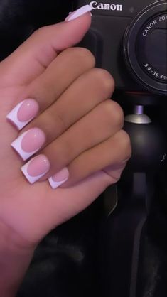 Dinner Date Night Outfit Black Woman, Short Cute French Tip Nails, Baddie Nails Short, Mail Ideas, Colored Acrylic Nails, Girly Acrylic Nails, Simple Acrylic Nails, Work Nails, French Acrylic Nails