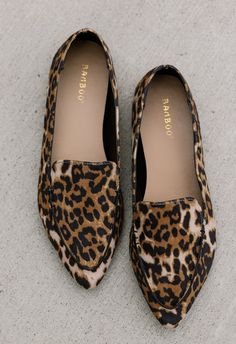 Style & Details: These pointed flats are the perfect addition to any outfit, featuring a sleek slip-on design and a playful leopard print. Size runs small. ITEM#: JP-JOURNAL-81 Shipping Free Shipping when you spend $100 or more! Orders below $100 will be charged $7 for standard shipping. Orders typically ship within 1-3 business days. We will gladly accept returns on items that are unworn, unwashed, free from fragrances, and tags still attached. Customers are responsible for return fees. Fancy Sandals, Pointed Flats, Long Sleeve Outerwear, Long Midi Dress, Fall Feels, Shipping Orders, Shop Sweatshirts, Short Jumpsuit, Sweater Blouse