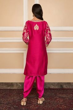 Hot pink short kurta with Kashmiri tilla, gota applique embroidery in floral pattern. Paired with dhoti pant. - Aza Fashions Raw Silk Sharara With Tilla Embroidery, Semi-stitched Tilla Traditional Wear For Eid, Eid Semi-stitched Tilla Traditional Wear, Bollywood Style Traditional Wear With Tilla For Eid, Silk Tilla Sets For Diwali, Silk Sets With Tilla Details For Diwali, Unstitched Tilla Sets For Diwali, Bollywood Style Kurta With Tilla For Navratri, Festive Kurta With Tilla And Traditional Drape