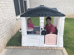 Playhouse Makeover — MindfullyMendedMama Kids Plastic Playhouse, Kids Cubby, Kids Cubby Houses, Black Mailbox